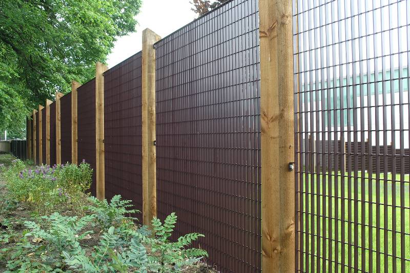 Novara-34 anti-climb fencing chosen for Primary School