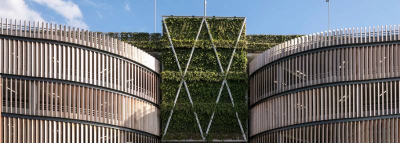 The biggest WallPlanter in the UK: Bracknell Town Centre Regeneration