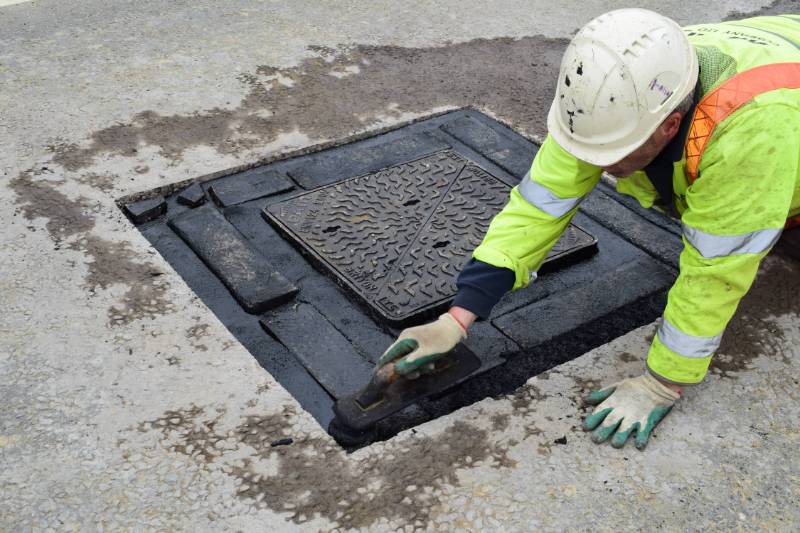 Manhole Reinstatement - IKO Pacopatch, Market Harborough