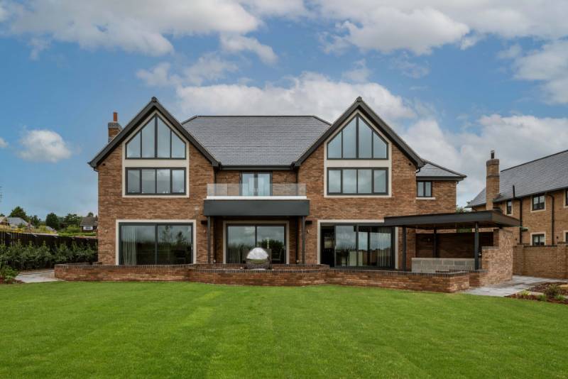 Roofs with a view: slate used on the view development