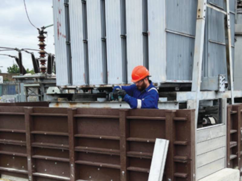 Delivering environmentally-friendly flood defences to protect a substation in Croydon for UK Power Networks and Clancy