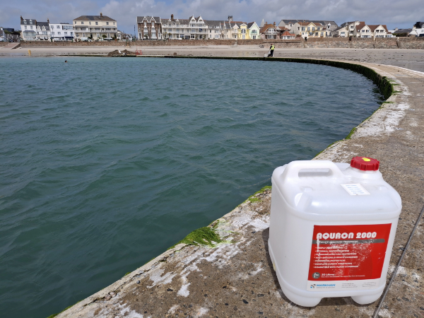 AQURON 2000 - Coastal Lido Wall Refurbishment