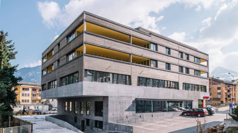 Raiffeisen Bank Chooses Accoya for Enhanced Durability and Design