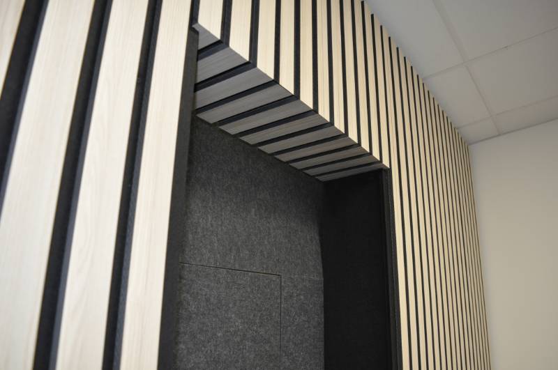 Wood slat wall in office refurb with MICROSLAT