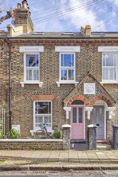 Spring Balance Window