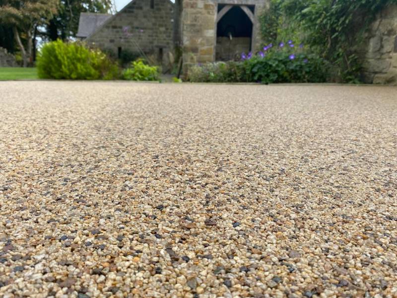 Caramelita Resin Bound Stone Path & Patio