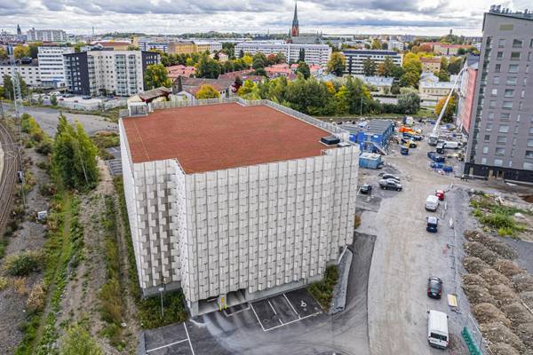 Ruissalontie 13 Asukaspysäköinti