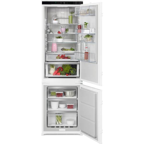 Domestic refrigerators and freezers