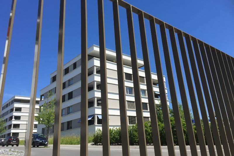 Rimini Fencing - Steel flat pale protective barrier fence