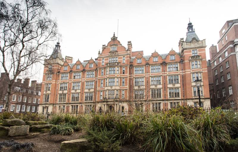 Lincoln’s Inn Fields - Terrace Area