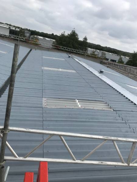 Asbestos roof coating project by Nadco Roofing Services, using the BBA Approved Asbestoseal system