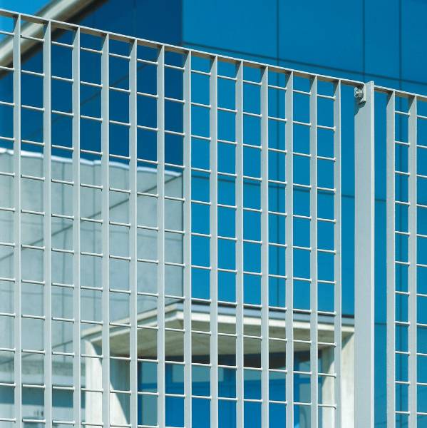 Metal mesh panel fencing systems