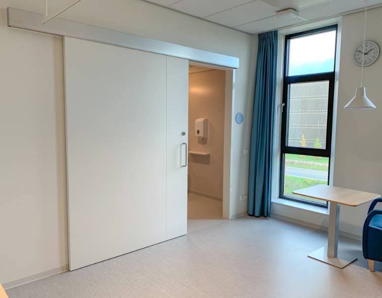 P C Henderson Sirocco Sliding System Specified for Amphia Hospital