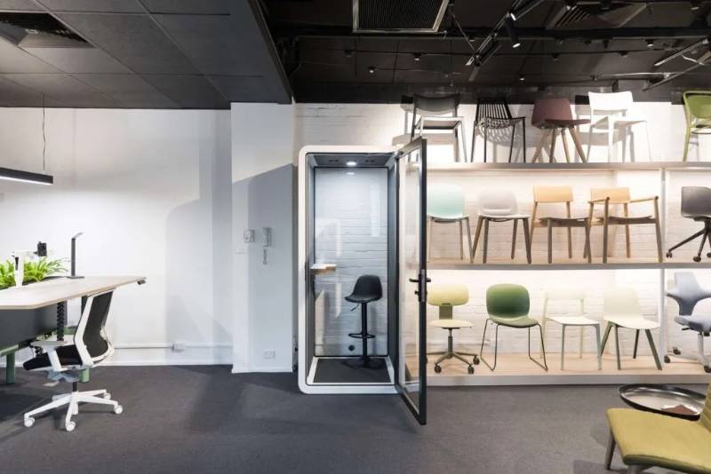 One - Modular Office Booth