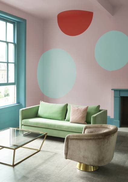 Crown Paints celebrates colour with the new trends for Spring/Summer 2017