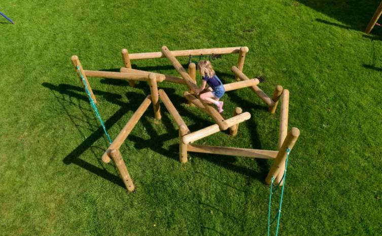 Hawk's Nest Climbing Frame