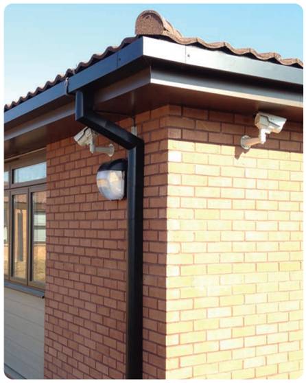 Legion Pressed Aluminium Joggle Joint Box Gutter