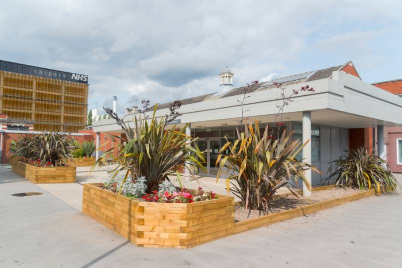 NHS Manchester Royal Infirmary - Bespoke planters