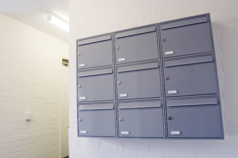 Domestic Vertical Mailbox - Vertical Mailbox Internal & External Use