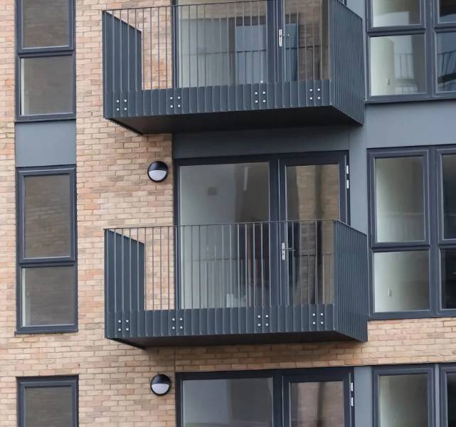 EazyRail A2 Fire-Rated Aluminium Railing - Aluminium Railing System
