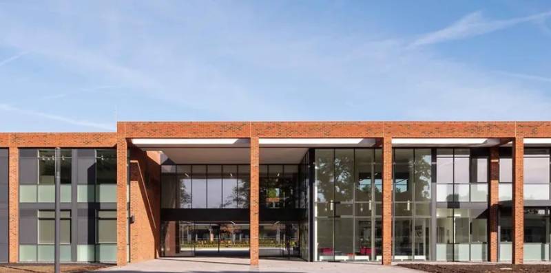 Oakmoor School