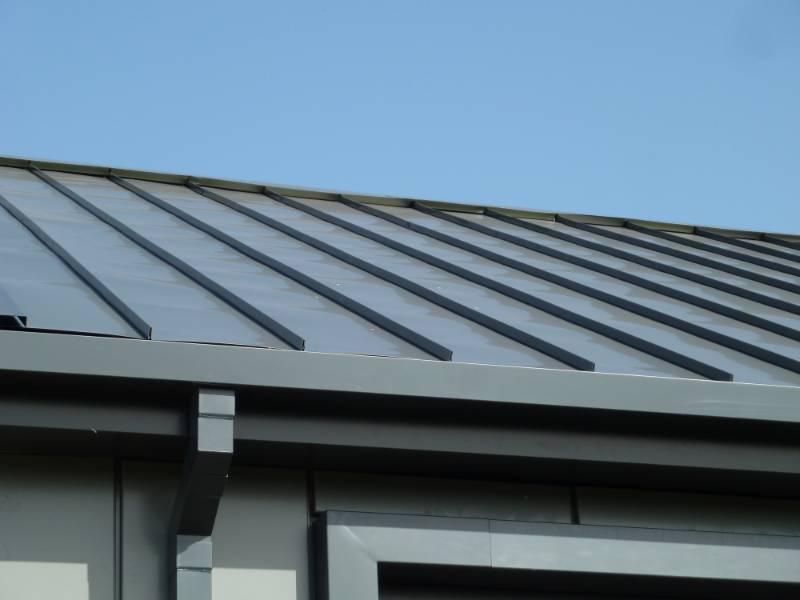 SnapLoc Standing Seam Roofing System - APL SnapLoc™  - Traditional Standing Seam Roofing System