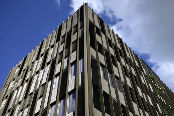 Byggnation av universitetsbyggnad