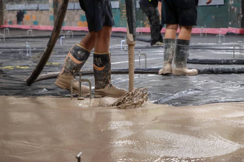 High Performance Flowing Floor Screeds