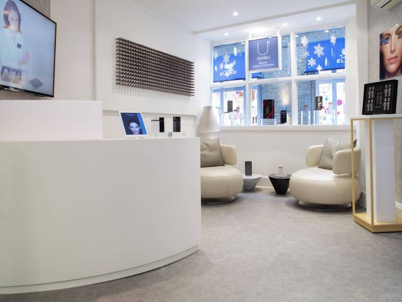 Expona flooring adds beauty to skincare brand’s flagship store
