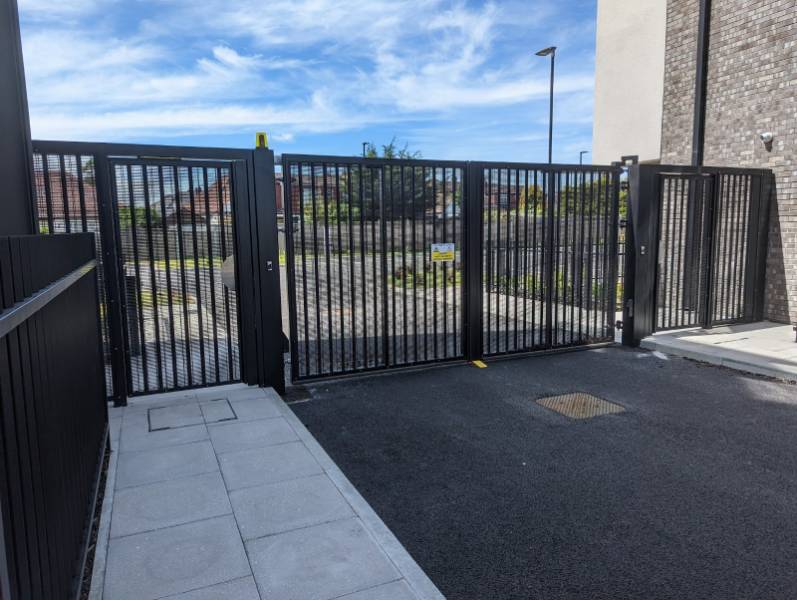 Vehicle Gates (Swing/Sliding) LPS1175 SR2 (B3) – LPS1175 SR4 (D10)