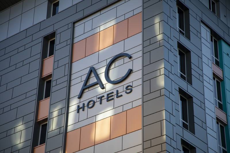 Futural - A1 Cassette Cladding System (Joint Fix / Discrete) - Rainscreen Cladding System