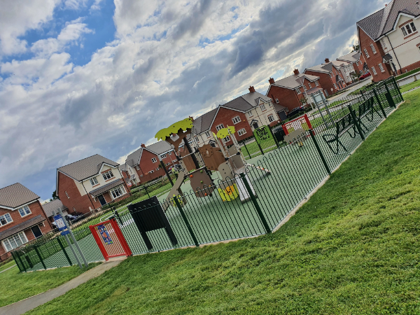 BowTop Play RoSPA Compliant Railings