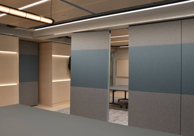 Dorma Variflex Semi Automatic Acoustic Eco-friendly Moveable Wall installed by Style at KPMG’s ‘Green’ Building