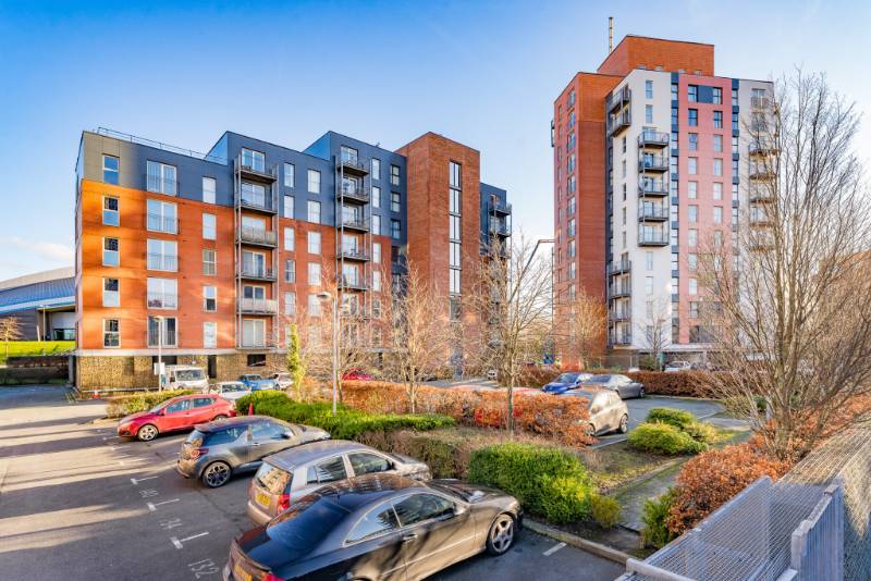 Stillwater Drive, Manchester