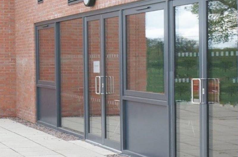Kestrel Aluminium Thermal Commercial Door System - Aluminium door system