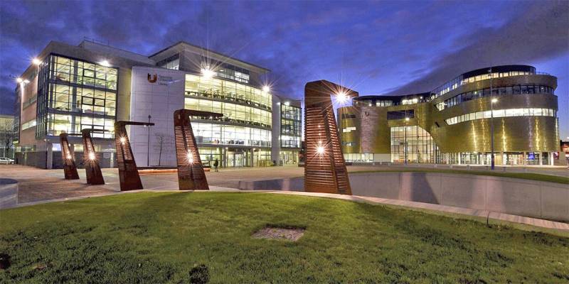 Teeside University - Greig Building