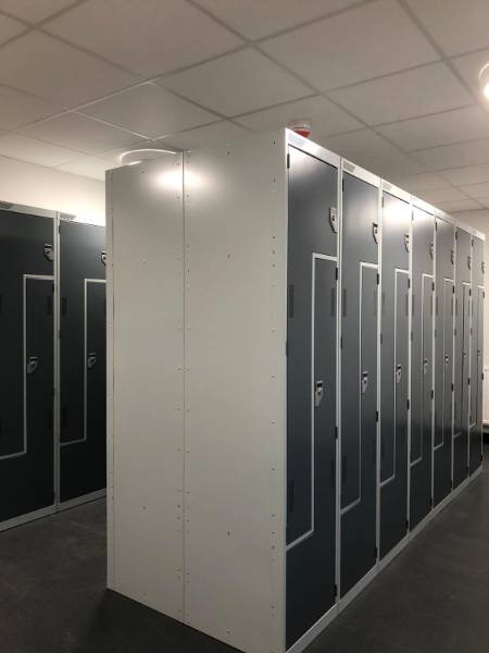 Metal Z Lockers at Northern Trains