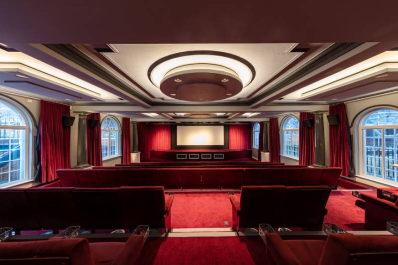 Selectaglaze Secondary Glazing: The Fellowship & Star