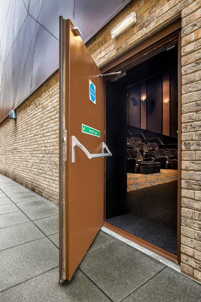 M52 Door
