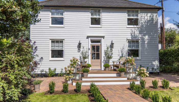 The White House featuring Cedral Lap cladding