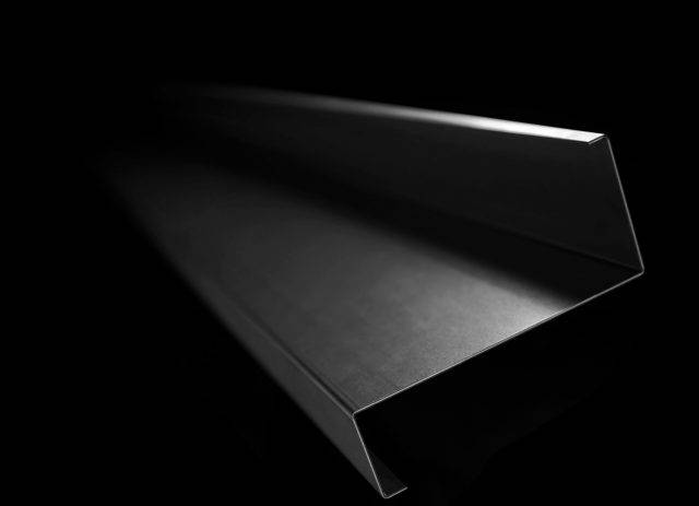 Metsec Wide Flange Z-Purlin