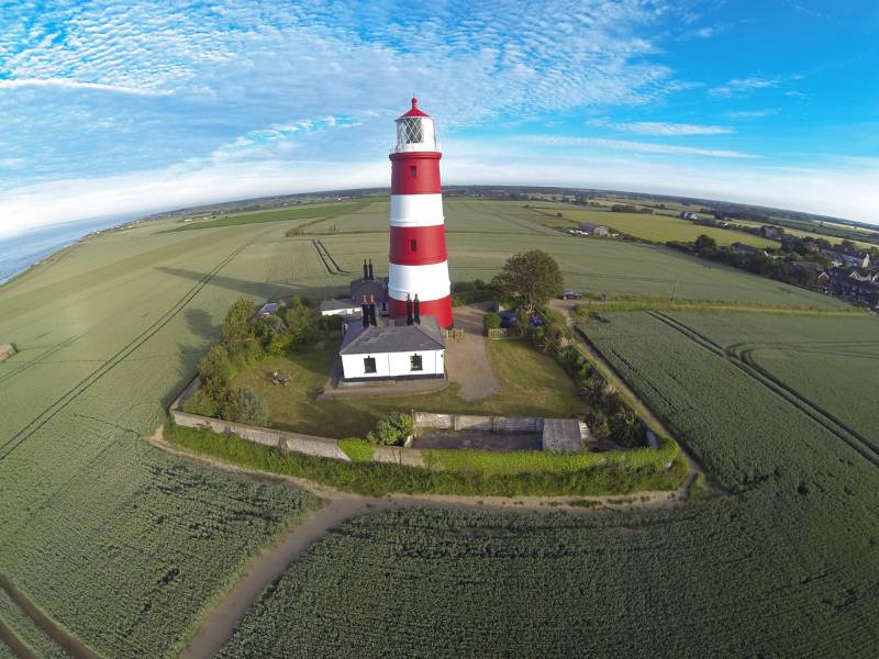 Sandtex gets Happisburgh Lighthouse ship-shape for summer