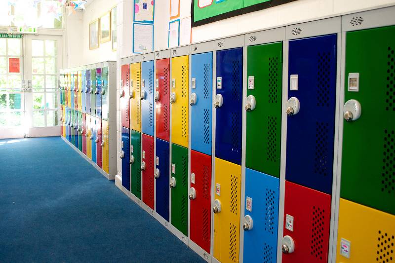 Creating uncluttered storage solutions for learning environments