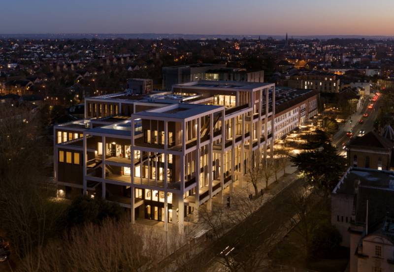Kingston University: Town House