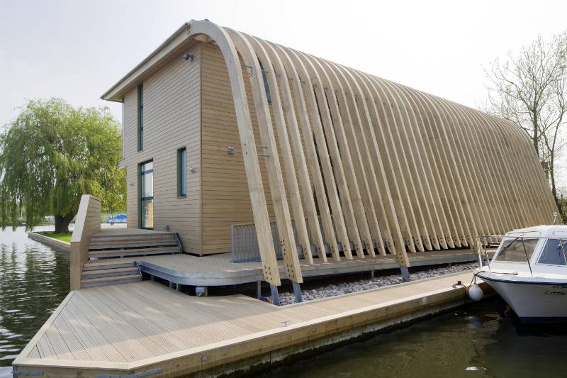 Accoya Cladding and Decking for a Boathouse in a Flood Zone
