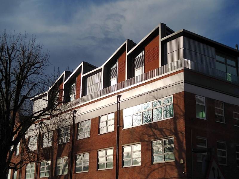 Bespoke Aluminium Rainscreen Panels at Wimbledon High School