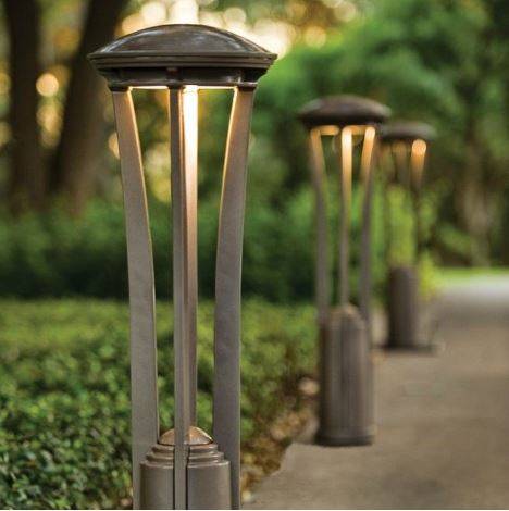 Aluminium lighting bollards