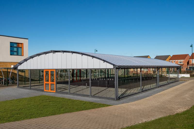 Hampton Gardens School in Cambridgeshire Adds Enclosed Dining Canopy