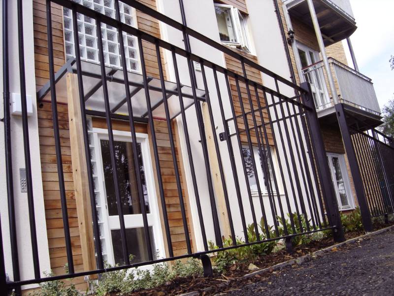 Bushberry Decorative Vertical Bar Railing System | Zaun Limited | NBS ...