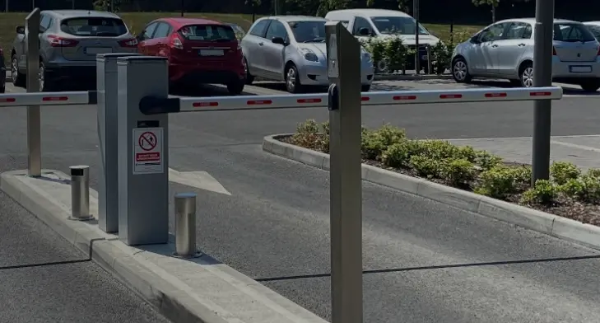 Traffic Barriers - Automatic and Manual Barrier Arms
